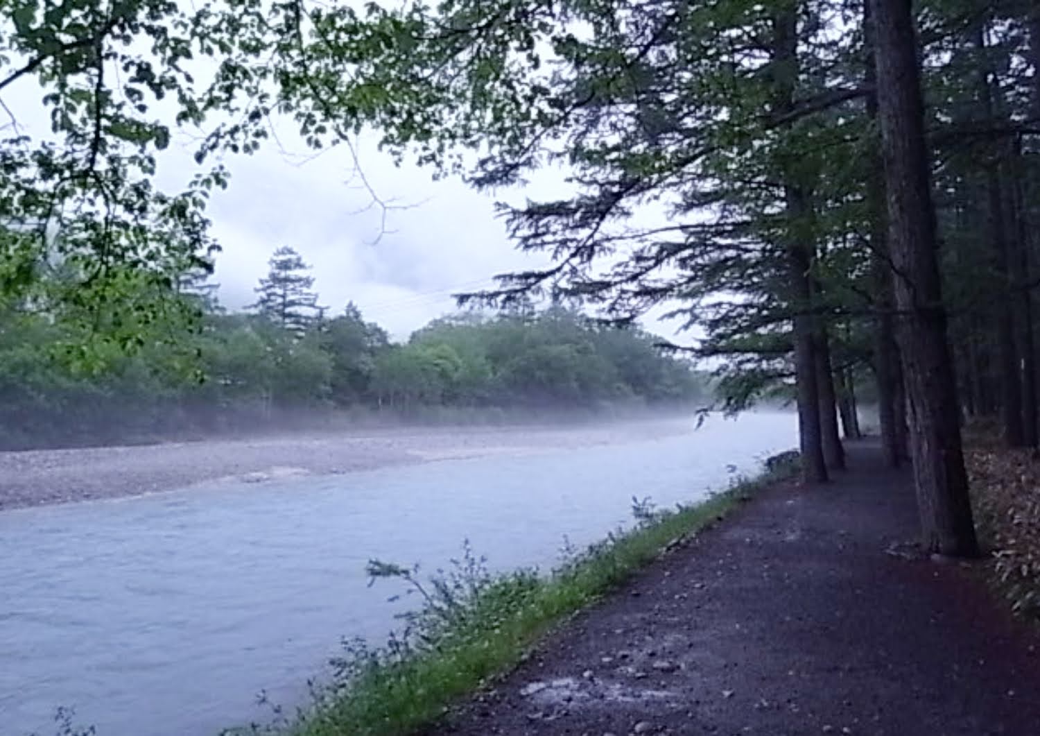 上高地・梓川